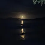 Linda Casa, Pe Na Areia Na Praia Da Fortaleza Ubatuba