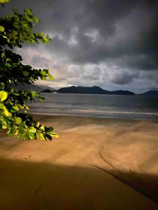 Casa de férias Linda Casa, Pe Na Areia Na Praia Da Fortaleza
